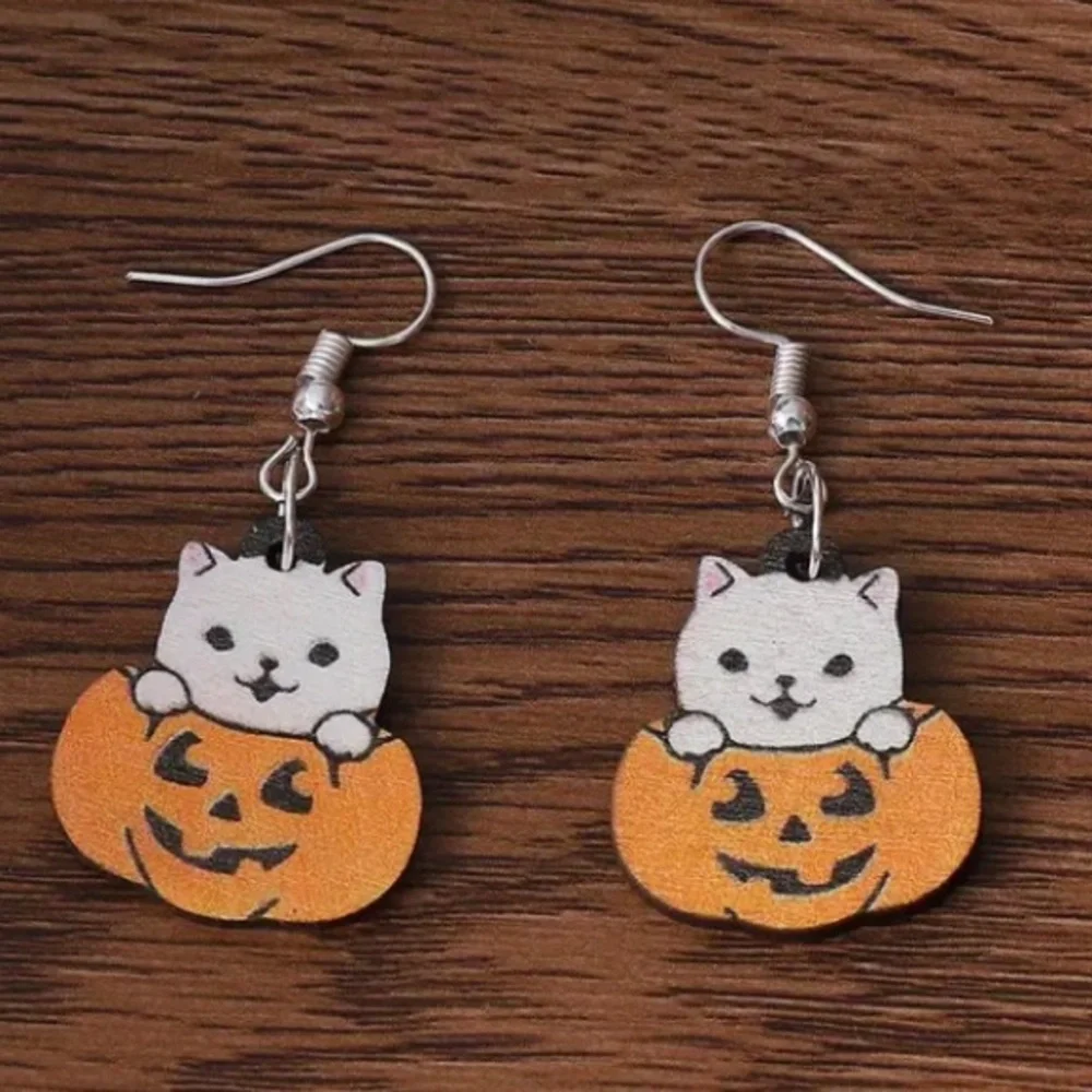 Kitten in Jack O’Lantern Dangle Earrings